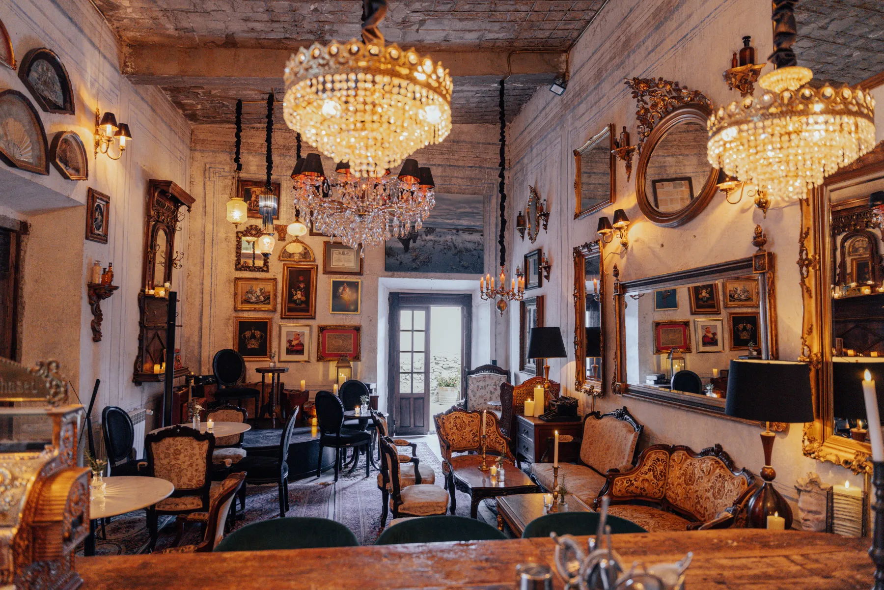 La Bodega, el bar de Por Los Siglos